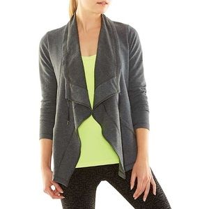 Lucy studio wrap small